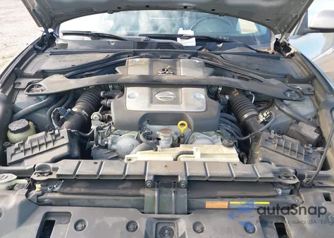 2010 Nissan 370Z Touring z USA, uszkodzony, nr VIN JN1AZ4EH2AM501100